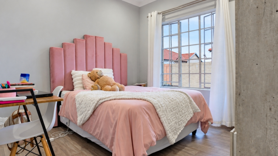 3 Bedroom Property for Sale in Waterkloof East North West